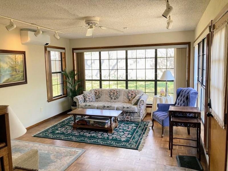 Furnished Finder property 502746_1 photo 17