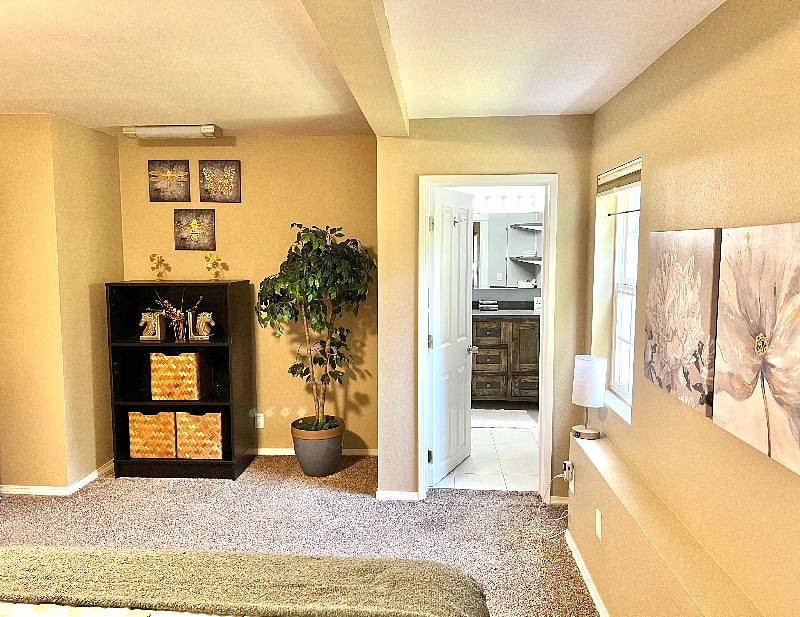 Furnished Finder property 502755_1 photo 12
