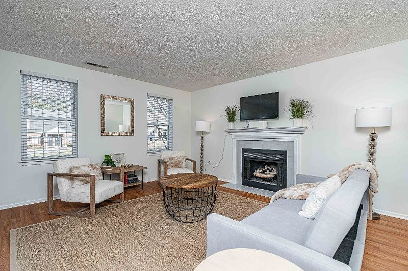 Furnished Finder property 502759_1 photo 3