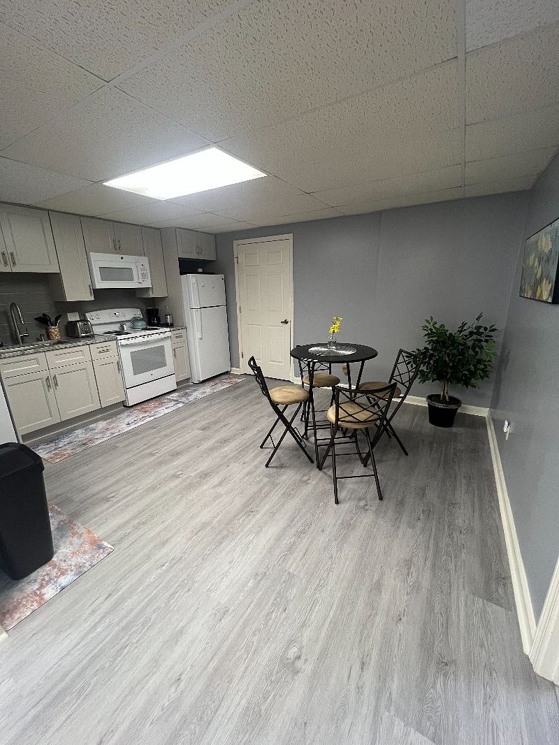 Furnished Finder property 502779_1 photo 23