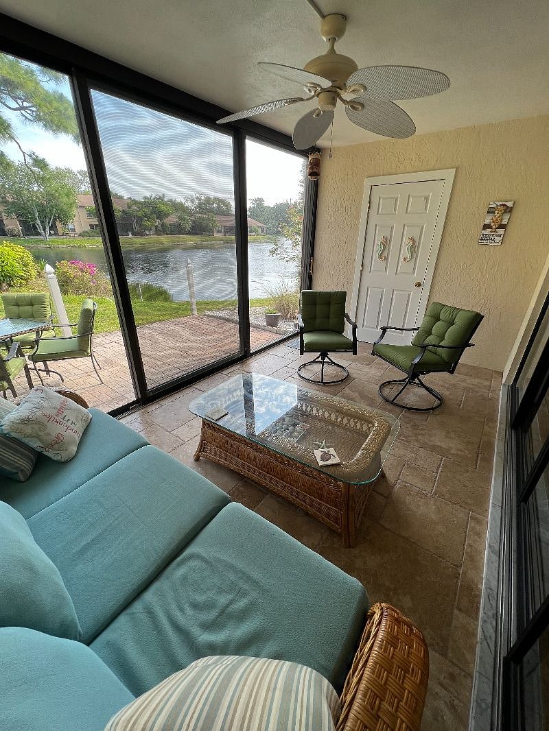 Great view!  Bonus - the storage closet has beach chairs, pool noodles. and a small cooler - yours to use for a day at the nearby beaches. Or try your hand at pickleball on The Lake's court - there's paddles and balls.