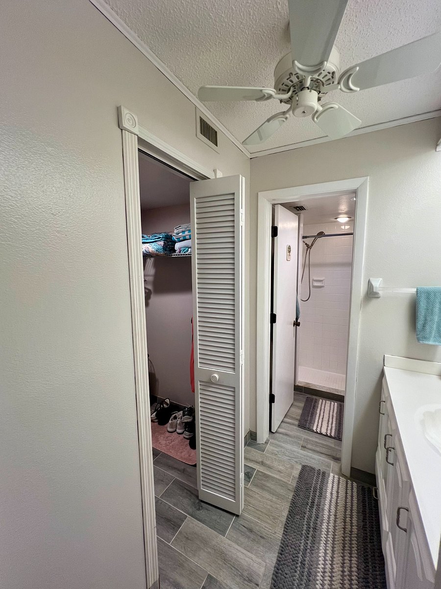 Large walk-in closet.