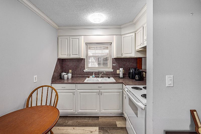 Furnished Finder property 502822_1 photo 10