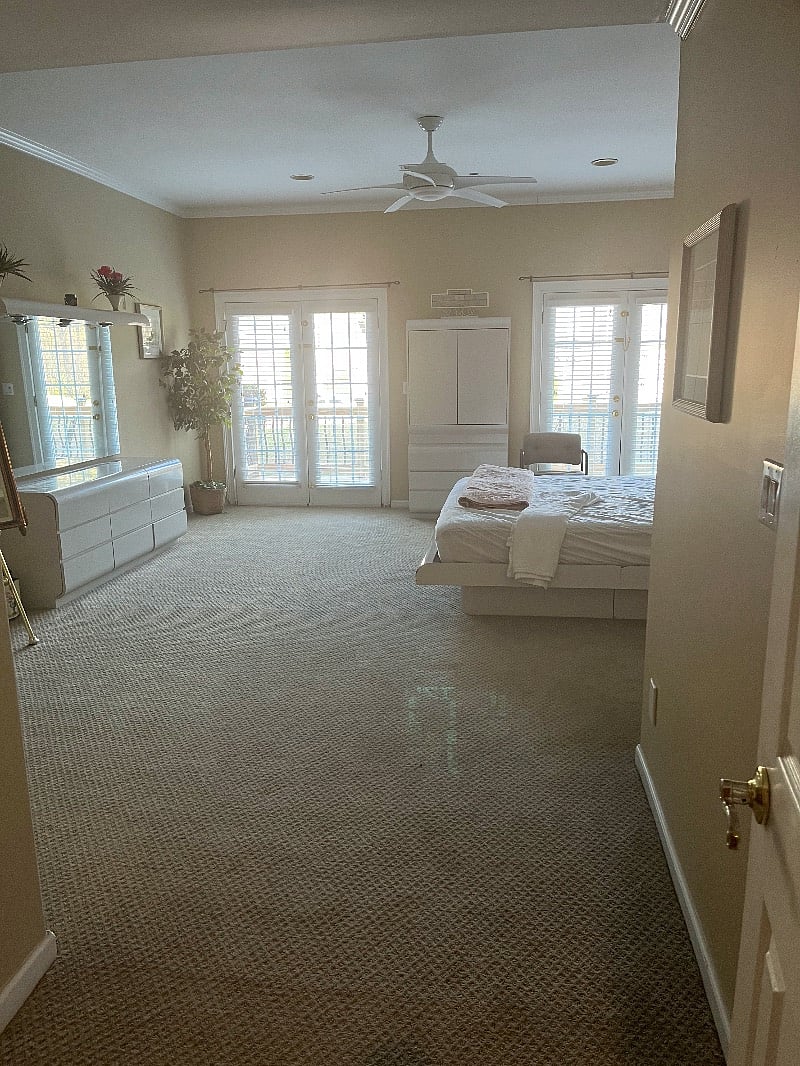 1st bedroom with full bath
