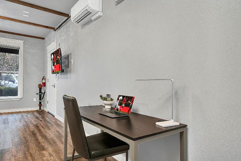 Furnished Finder property 502849_1 photo 3