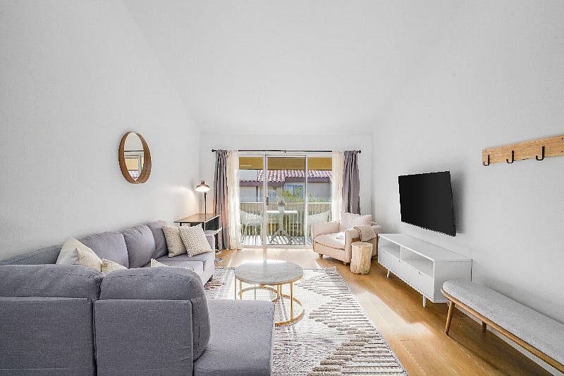 Furnished Finder property 502933_1 photo 10