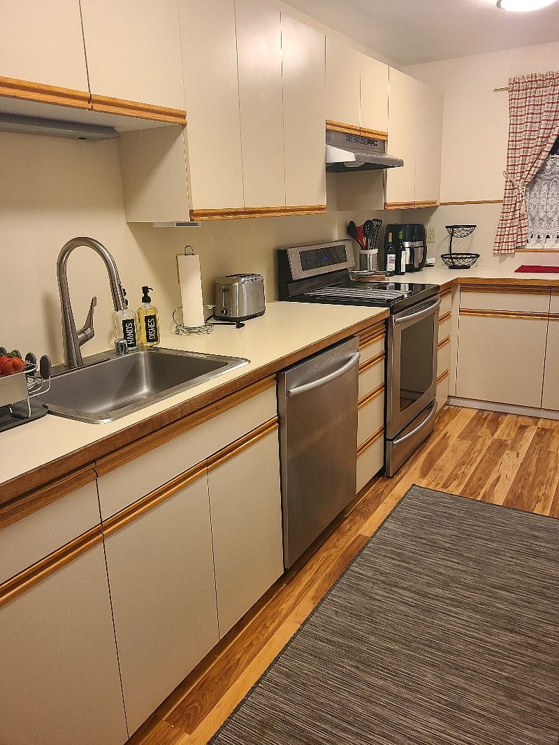 Furnished Finder property 502960_1 photo 15