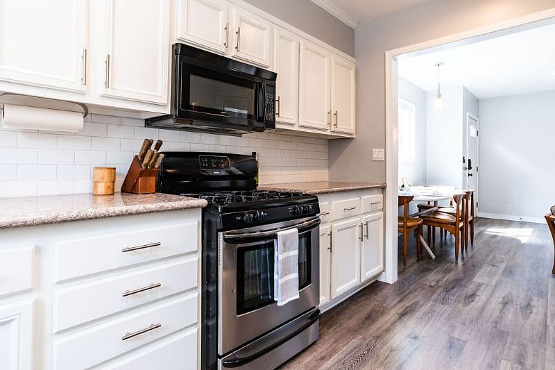 Furnished Finder property 502963_1 photo 8