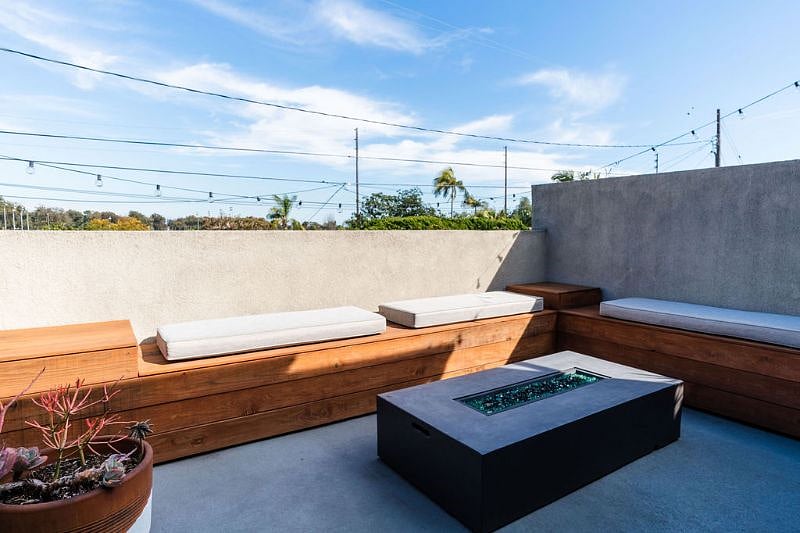 upstairs balcony