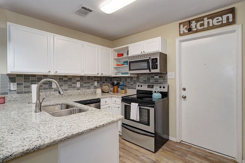 Furnished Finder property 502980_1 photo 16