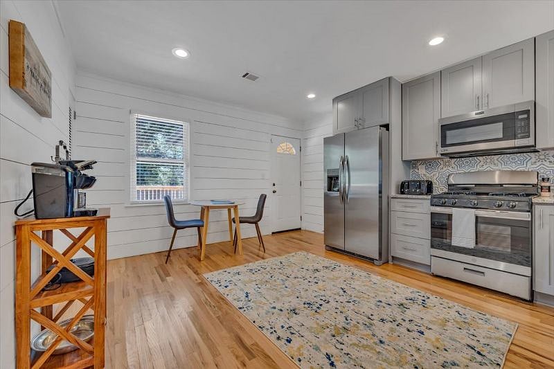 Furnished Finder property 503007_1 photo 7