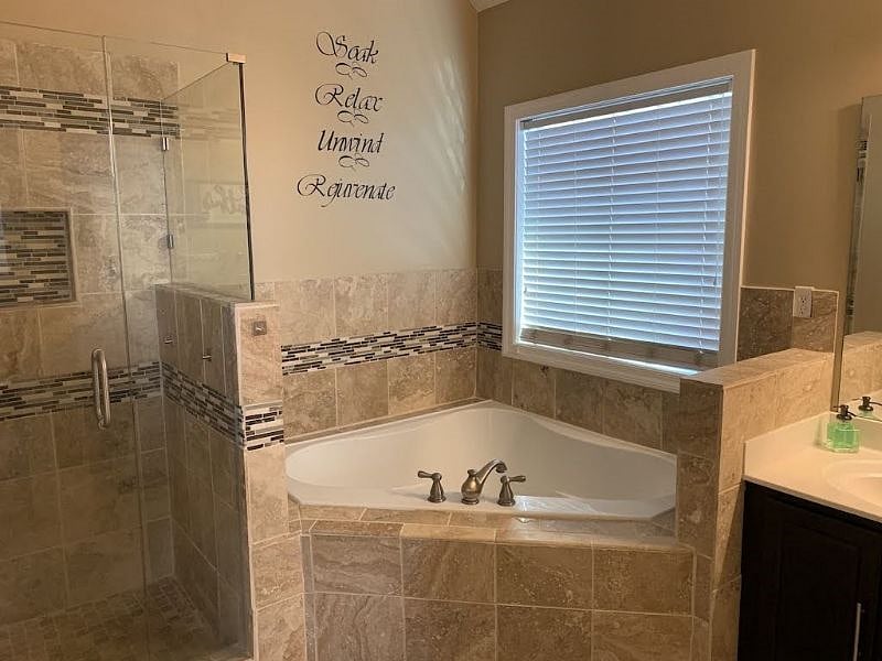 Master bedroom bathroom