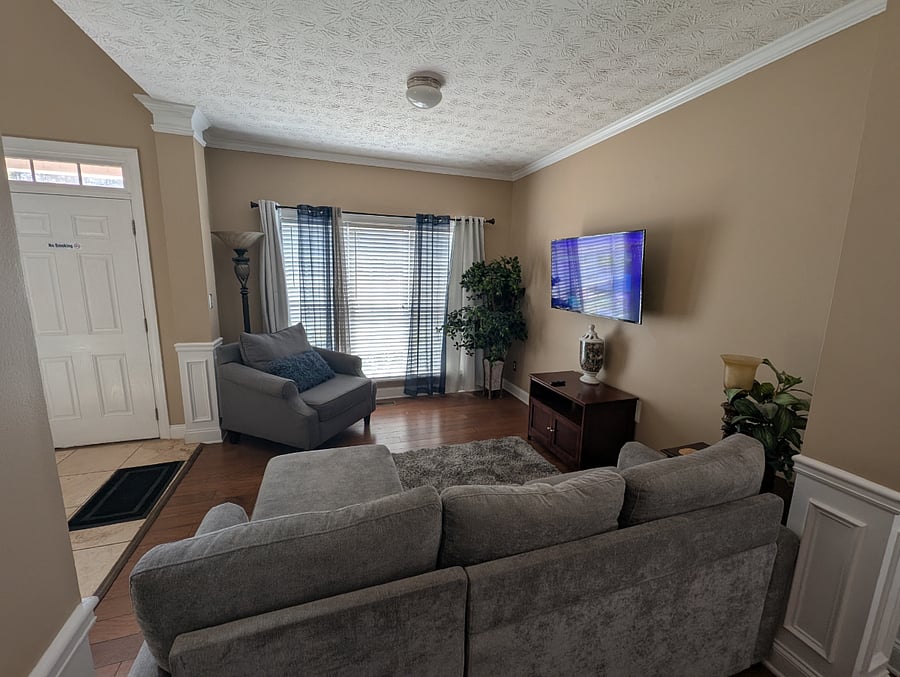 Furnished Finder property 503123_1 photo 3