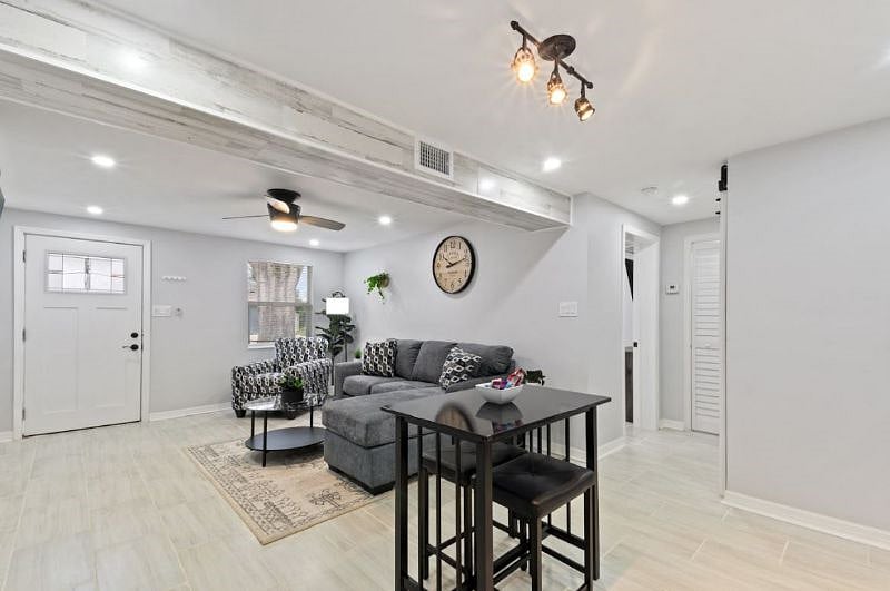 Furnished Finder property 503147_2 photo 4