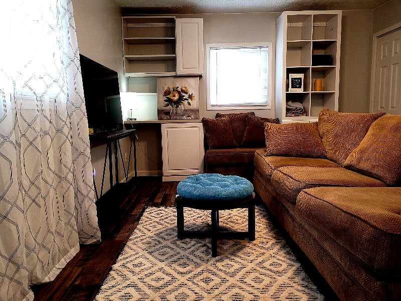 Living room 2
