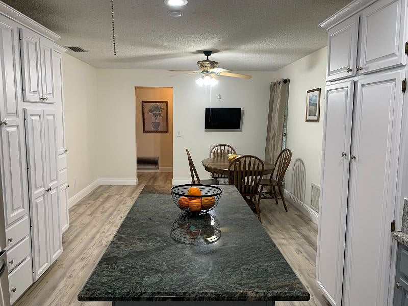 Furnished Finder property 503250_1 photo 12