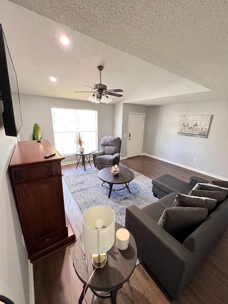 Furnished Finder property 503269_1 photo 26