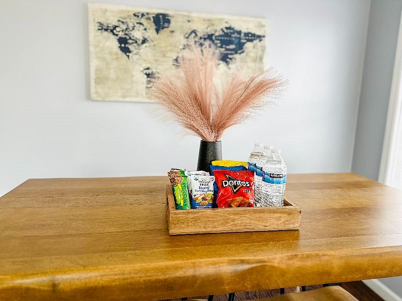 Welcome snacks and refreshments