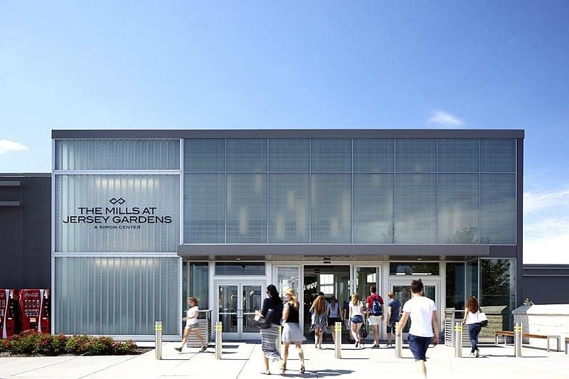 Jersey Gardens Mall is the LARGEST OUTLET MALL in New Jersey with over 200+ stores. Located 7 mins from the apartment.