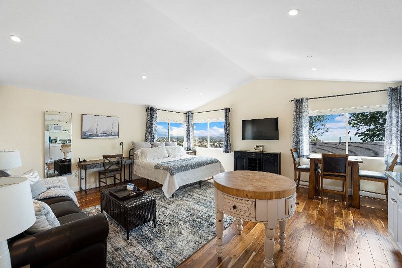 Furnished Finder property 503384_1 photo 3