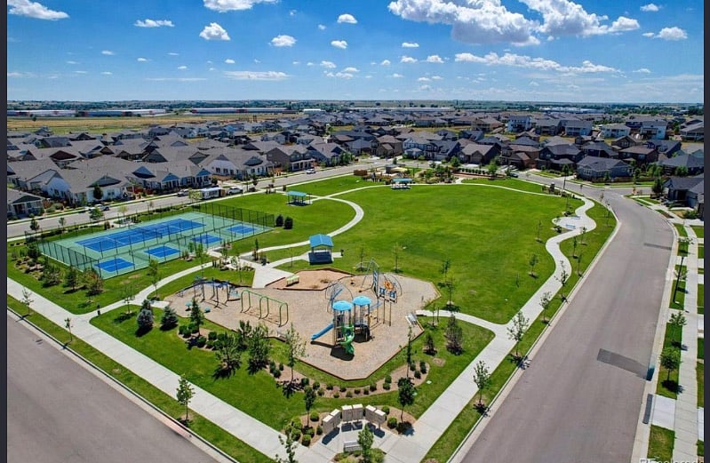 Playground, great walking trail, can jam, tennis and pickle ball courts