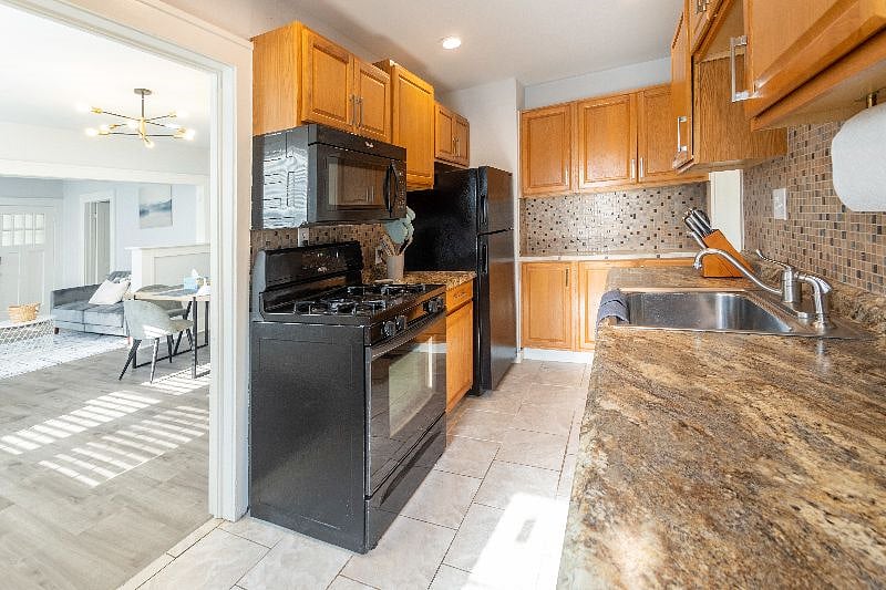 Furnished Finder property 503429_1 photo 28