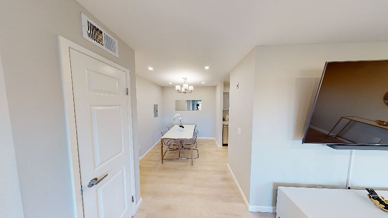Furnished Finder property 503456_1 photo 3