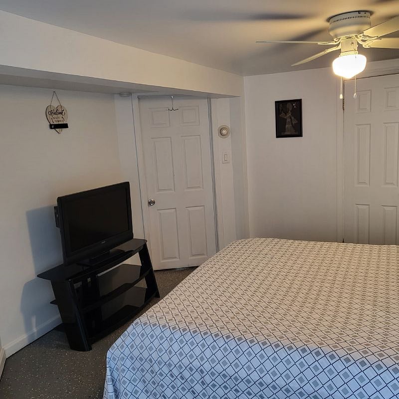 Furnished Finder property 503457_4 photo 3