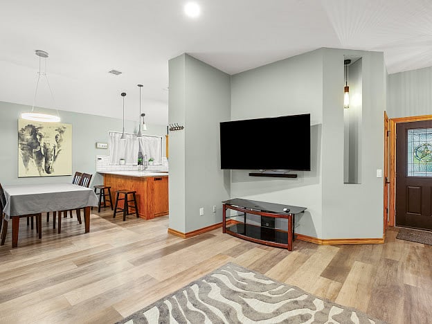 Furnished Finder property 503470_1 photo 3
