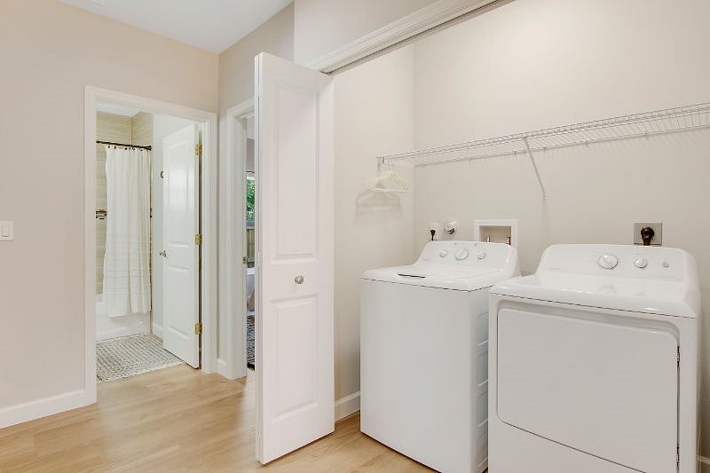 Furnished Finder property 503486_1 photo 31