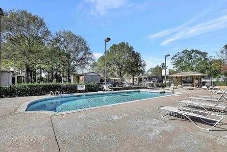 Cahaba Parc Condo Pool.
