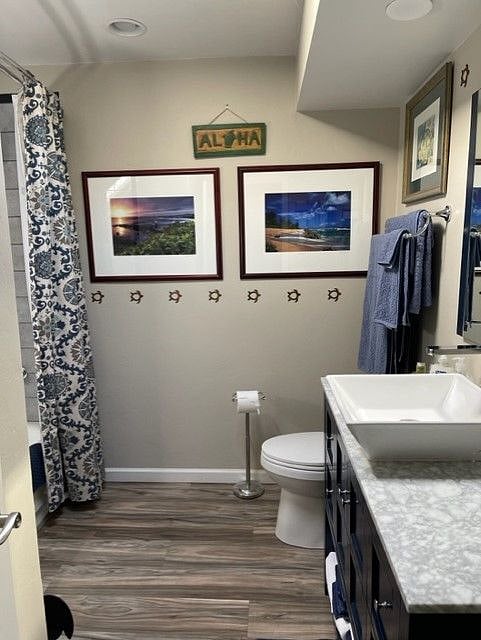 Hall bath.