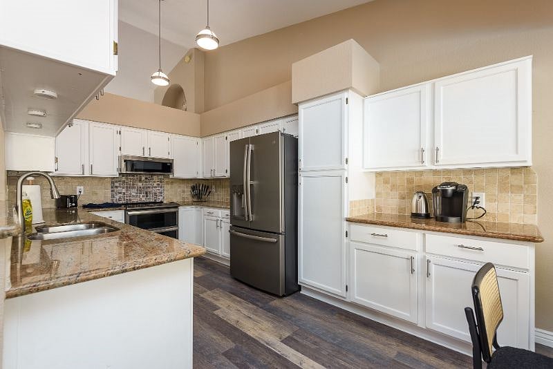Furnished Finder property 503545_1 photo 13