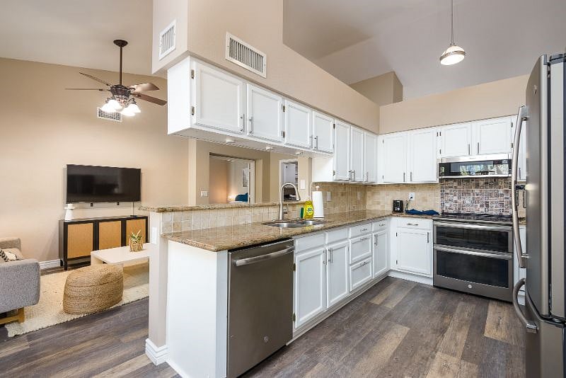 Furnished Finder property 503545_1 photo 15