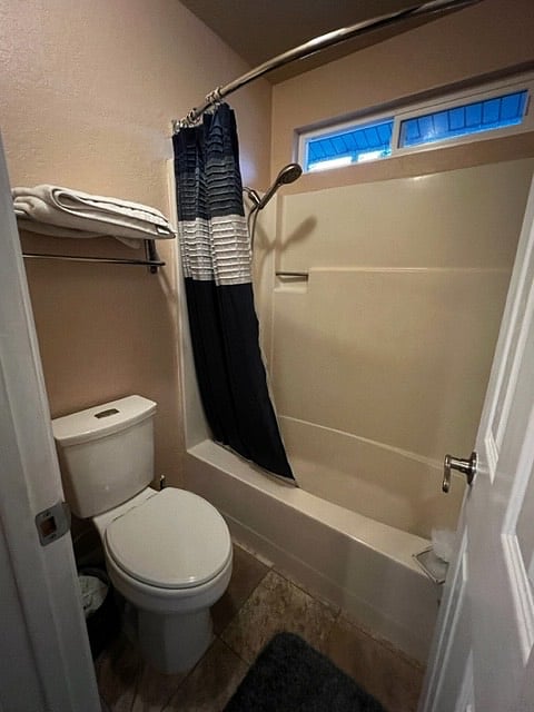 Furnished Finder property 503921_1 photo 13