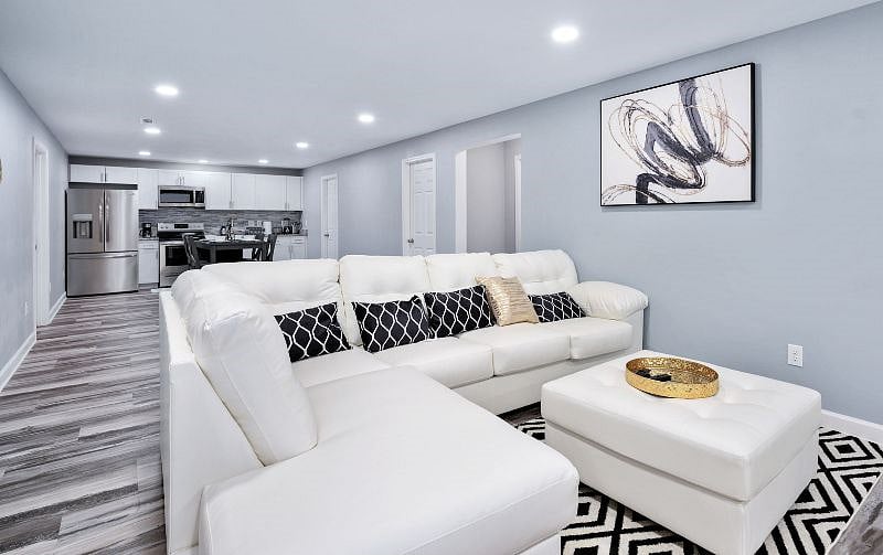 Living Room & Kitchen