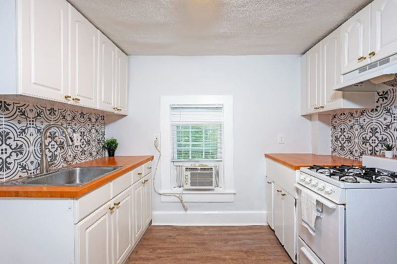 Furnished Finder property 503998_1 photo 11