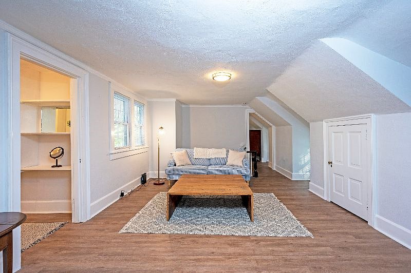 Furnished Finder property 503998_1 photo 3