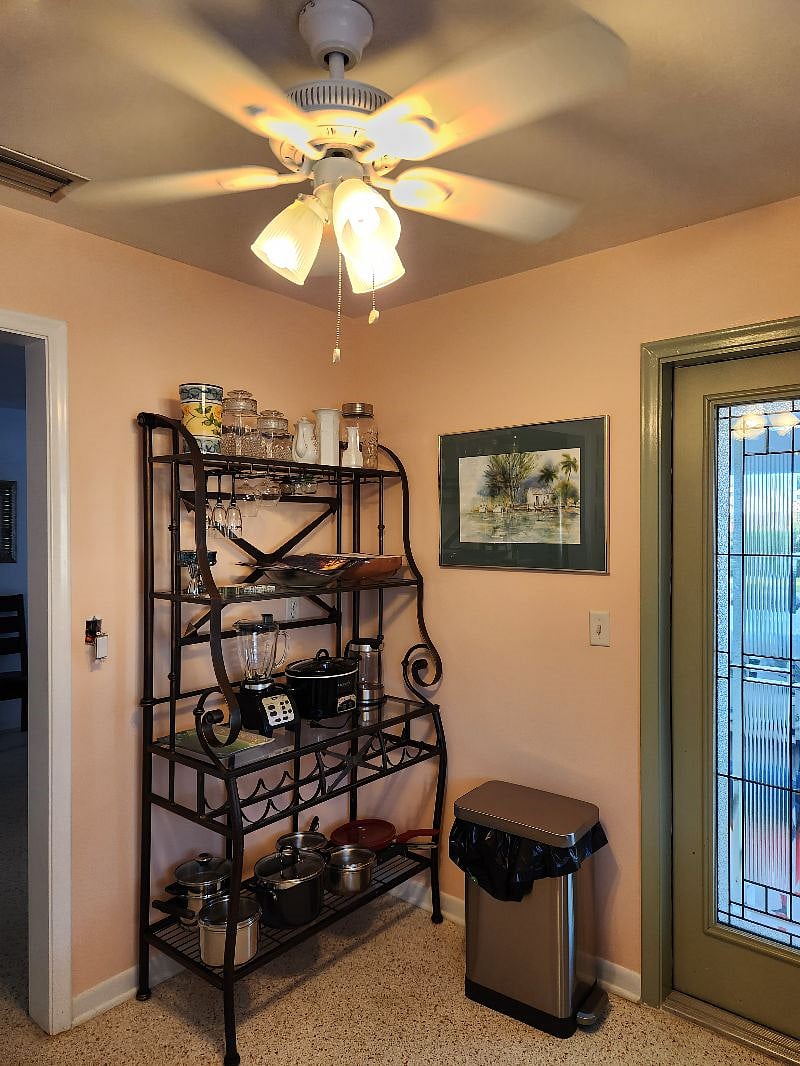 Furnished Finder property 504011_1 photo 12