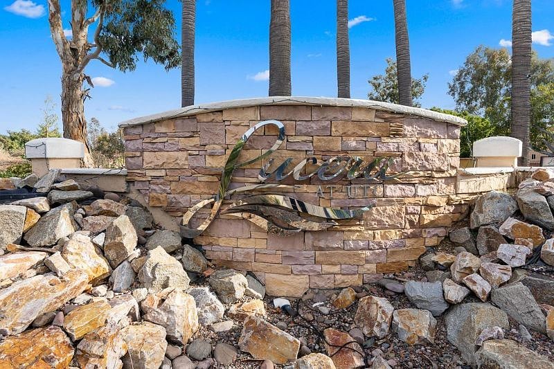 Furnished Finder property 504163_1 photo 3