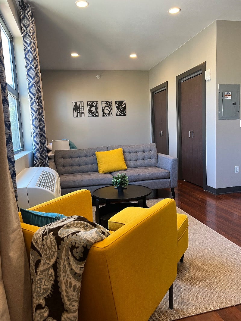 Furnished Finder property 504208_3 photo 5