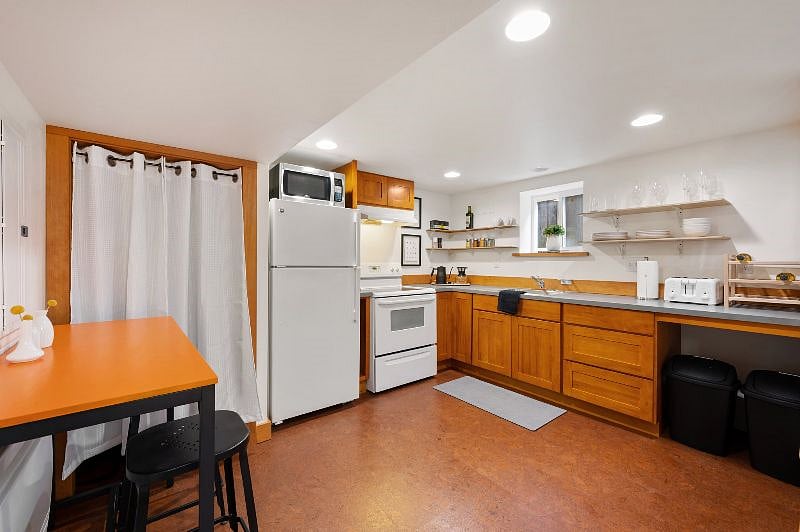 Furnished Finder property 504218_1 photo 7