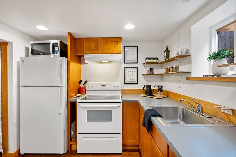 Furnished Finder property 504218_1 photo 8