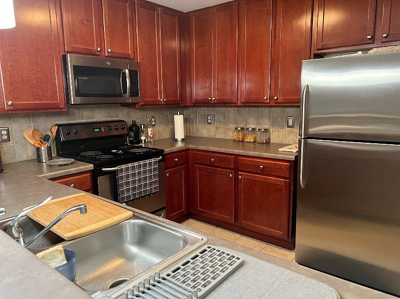 Kitchen - Refrigerator