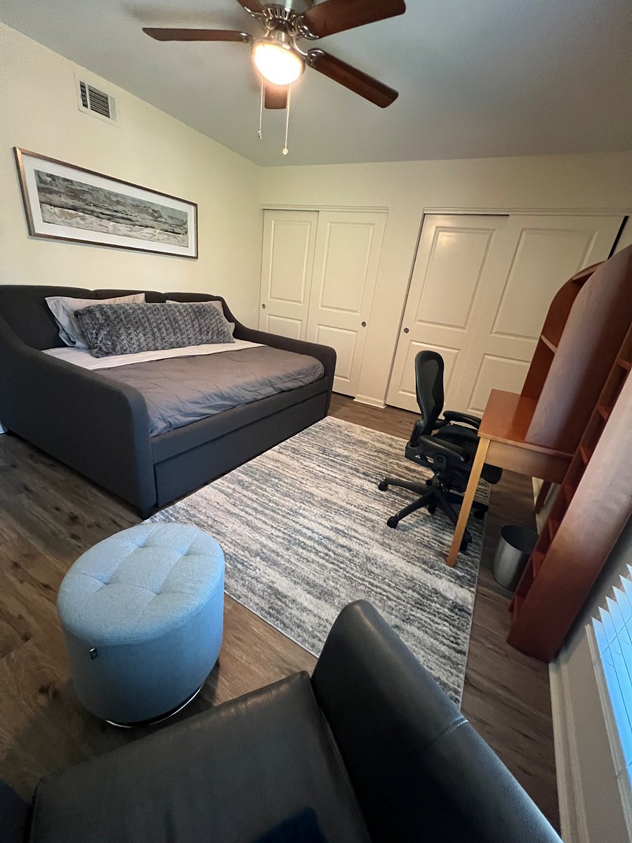 2nd Bedroom with full bed and trundle.