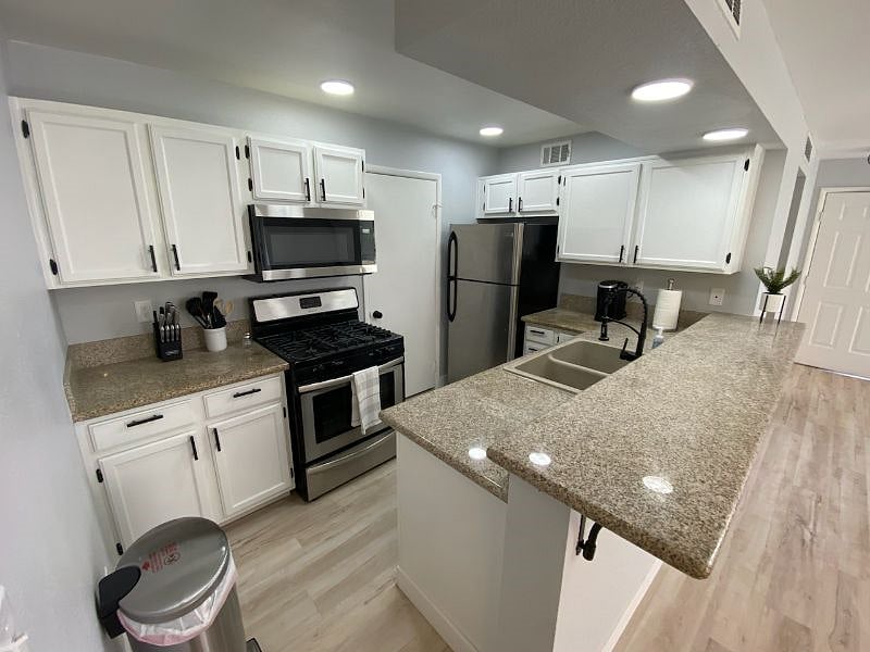 Furnished Finder property 504386_1 photo 5