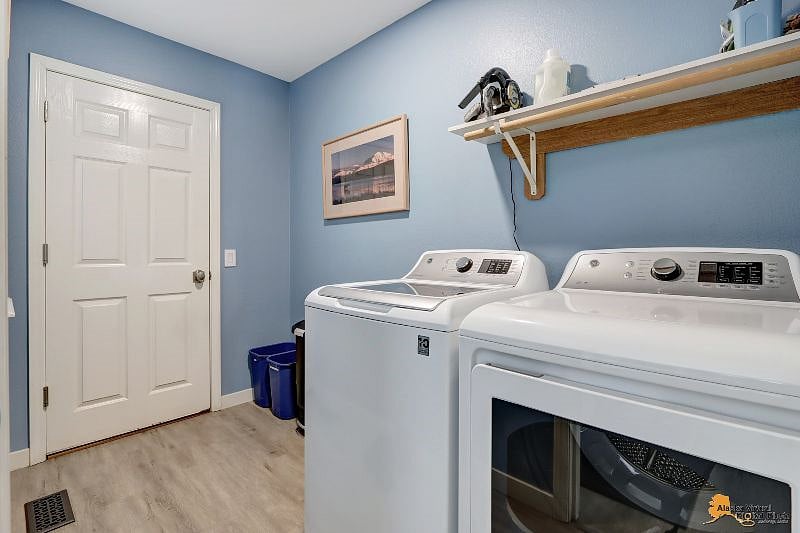 Furnished Finder property 504400_1 photo 26