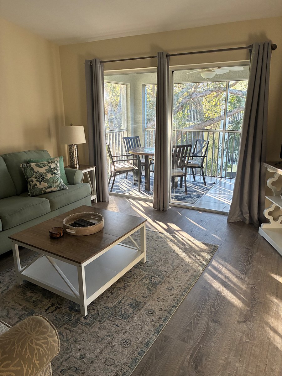 Furnished Finder property 504424_1 photo 24