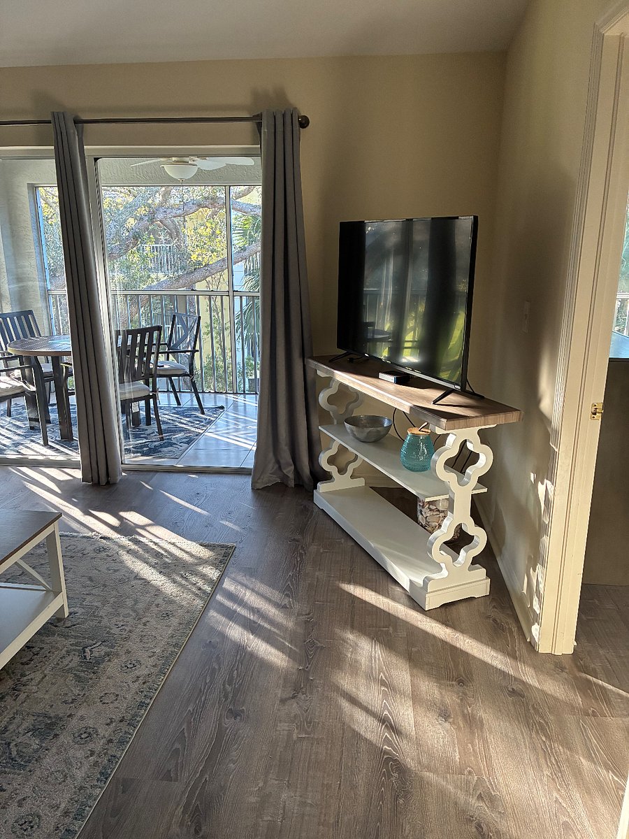 Furnished Finder property 504424_1 photo 25