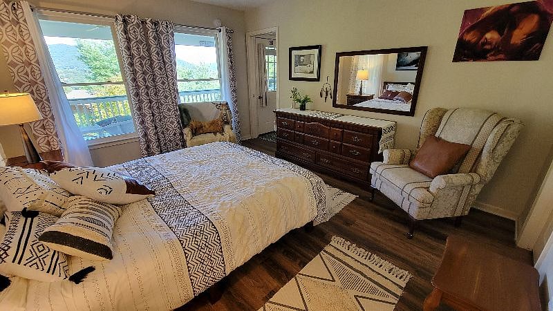 Furnished Finder property 504429_1 photo 24